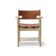 Fauteuil Spanish Chair, chêne savonné, cuir Cognac