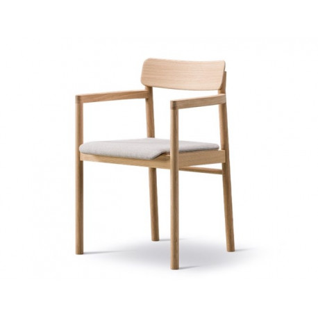 Fauteuil Post assise tapissée Cecilie Manz FREDERICIA