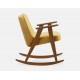 Rocking Chair 366 tissu velours brillant moutarde